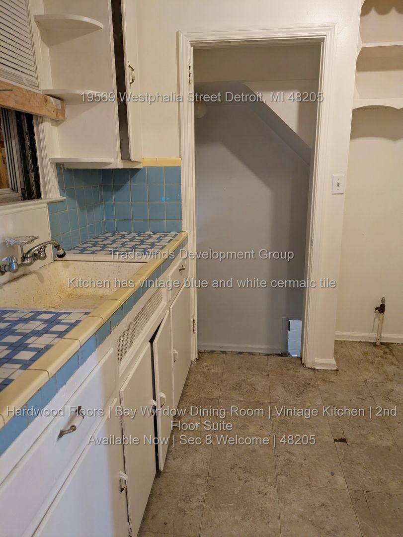 Apartment for rent at 19569 Westphalia St, Detroit, MI 48205