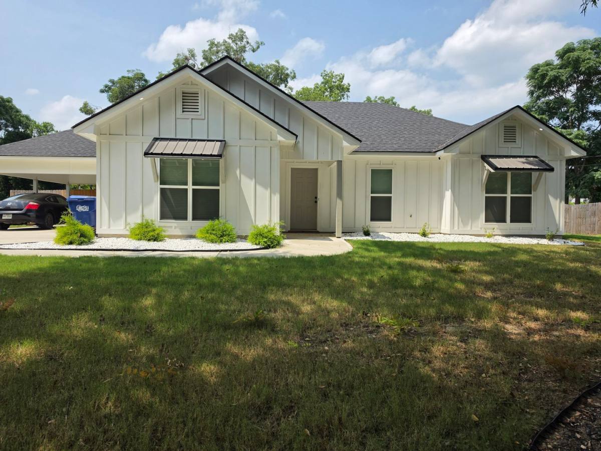 House for rent at 160 Lee Rd, Phenix City, AL 36870