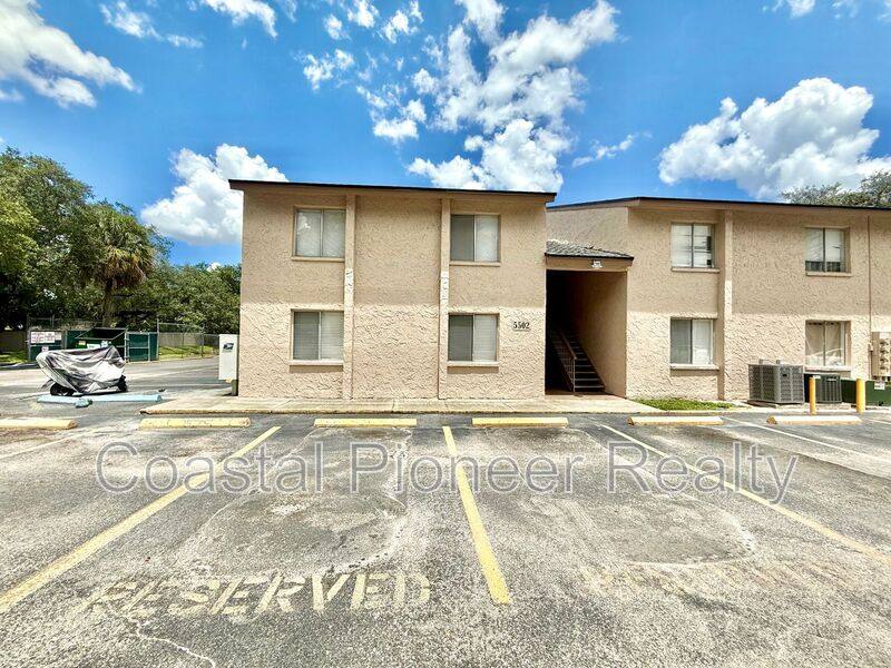 Condo for rent at 5502 Pokeweed Court #B, Tampa, FL 33617