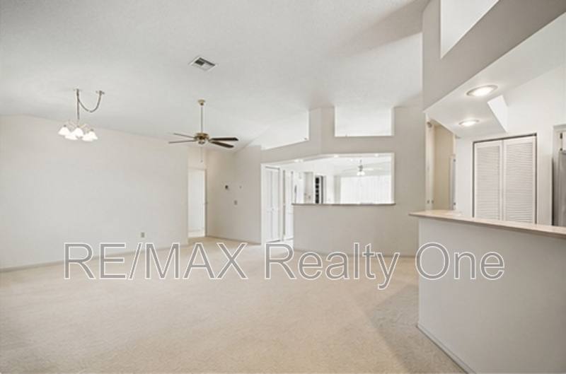 House for rent at 4210 N Mae W Way, Beverly Hills, FL 34465