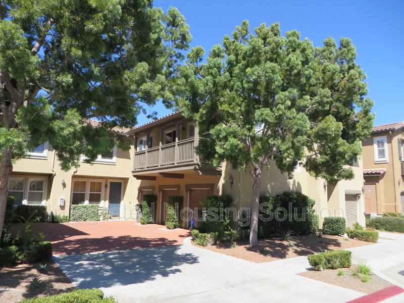 Condo for rent at 7670 Via Cristal #1, San Diego, CA 92129