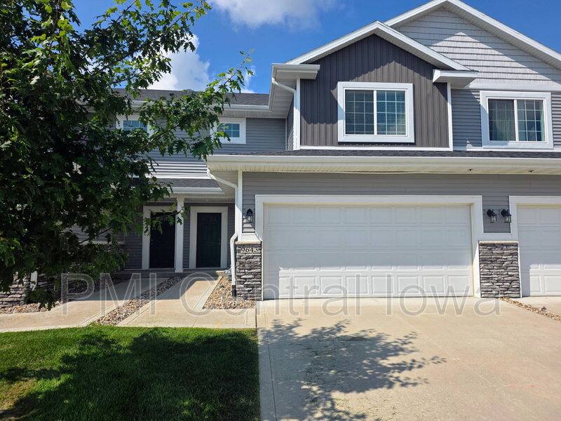 Townhouse for rent at 9643 Turnpoint Dr, West Des Moines, IA 50266