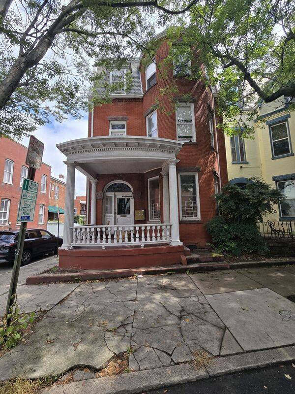 Apartment for rent at 1016 Park Ave #B, Richmond, VA 23220