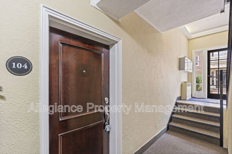 Condo for rent at 718 S Washington St #104, Alexandria, VA 22314