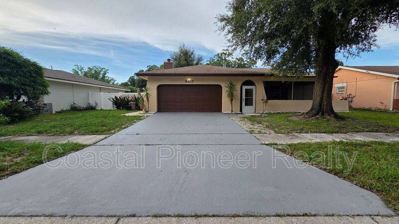 House for rent at 4817 Cypress Tree Dr, Tampa, FL 33624