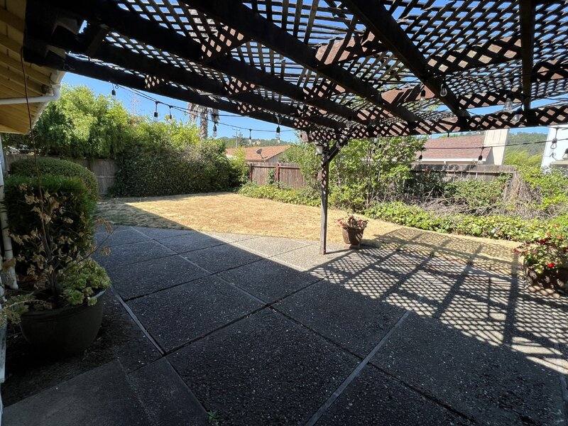House for rent at 25 El Camino Dr, Corte Madera, CA 94925