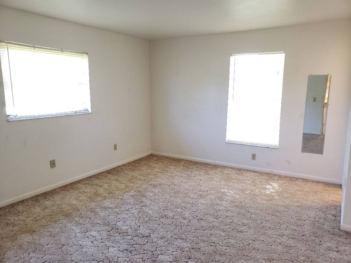 Apartment for rent at 120 SW Trafalgar Parkway, Cape Coral, FL 33991