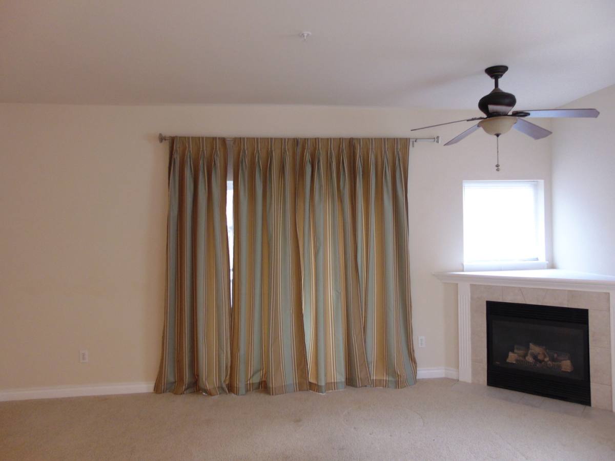 Townhouse for rent at 1800 NE 40th St, Renton, WA 98056