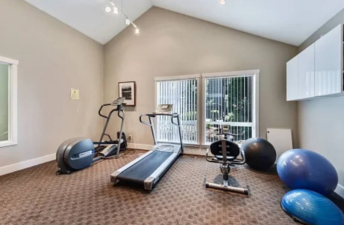 Condo for rent at 11227 NE 128th St #I103, Kirkland, WA 98034