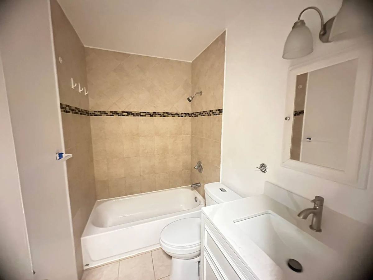 Townhouse for rent at 10530 Caminito Rimini, San Diego, CA 92129