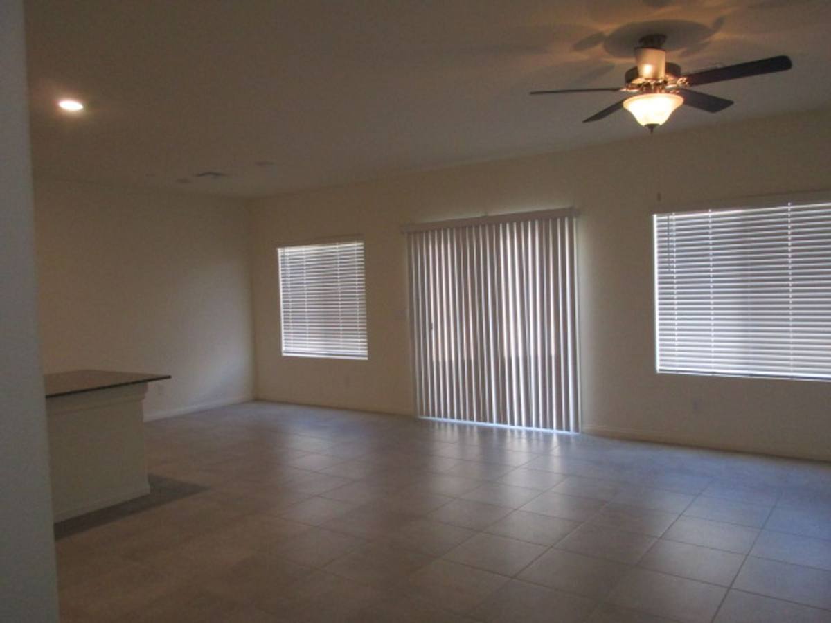 House for rent at 420 Canary Song Dr, Henderson, NV 89011