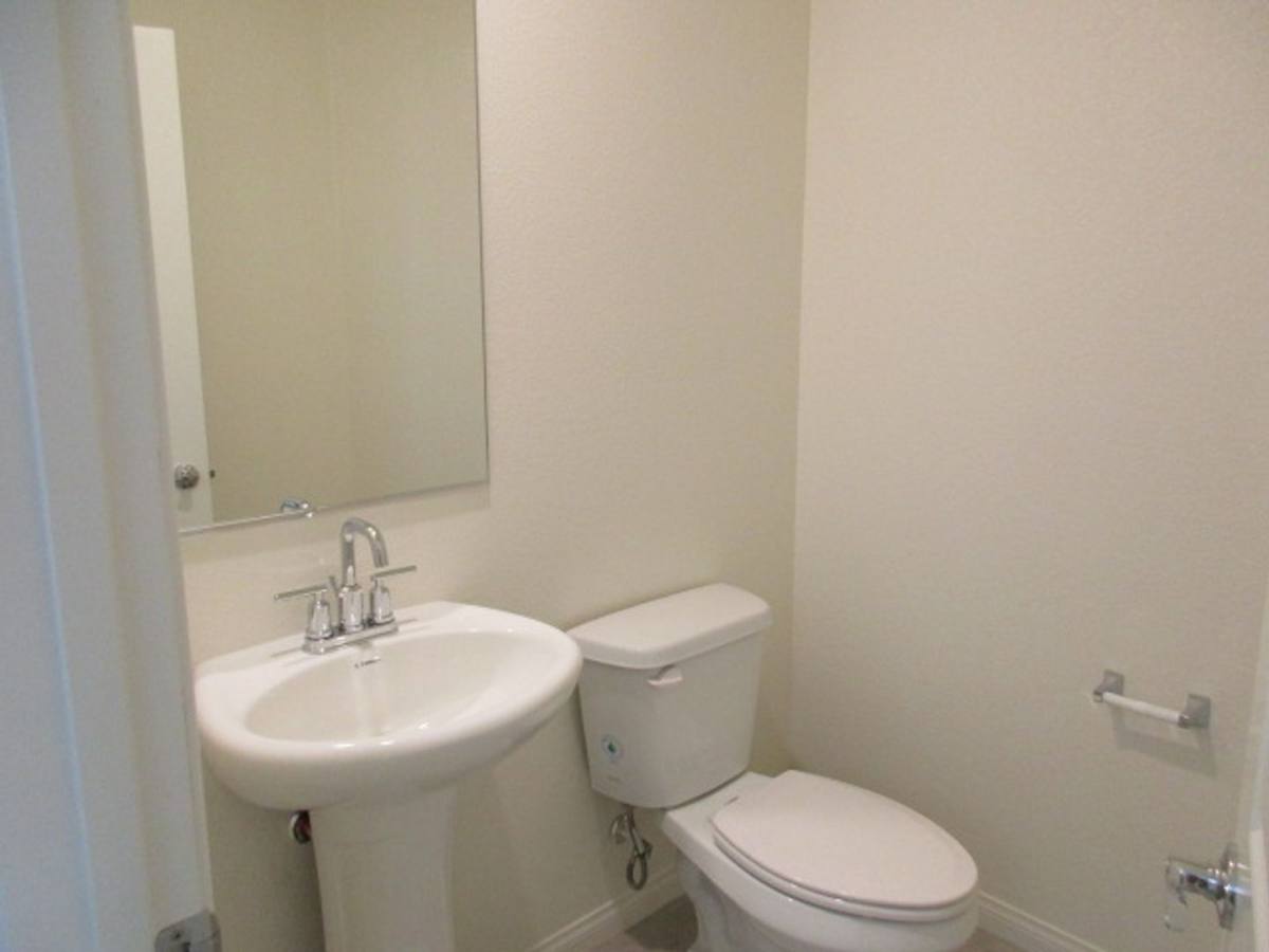 House for rent at 420 Canary Song Dr, Henderson, NV 89011