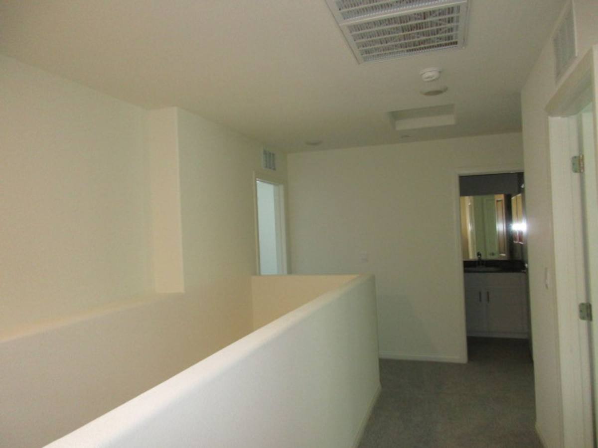 House for rent at 420 Canary Song Dr, Henderson, NV 89011