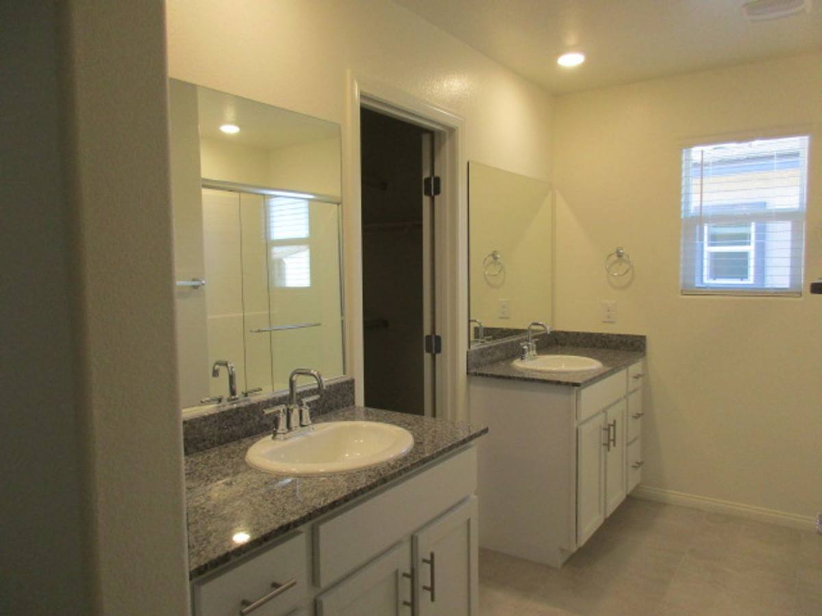 House for rent at 420 Canary Song Dr, Henderson, NV 89011