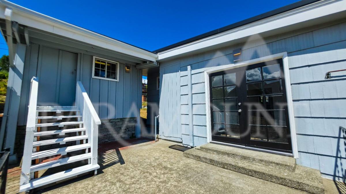 House for rent at 2461 1st Ave E, Port Orchard, WA 98366