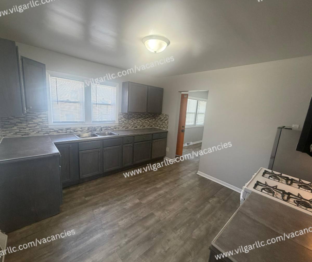 Apartment for rent at 4232 4236 Grover, Hammond, IN 46320