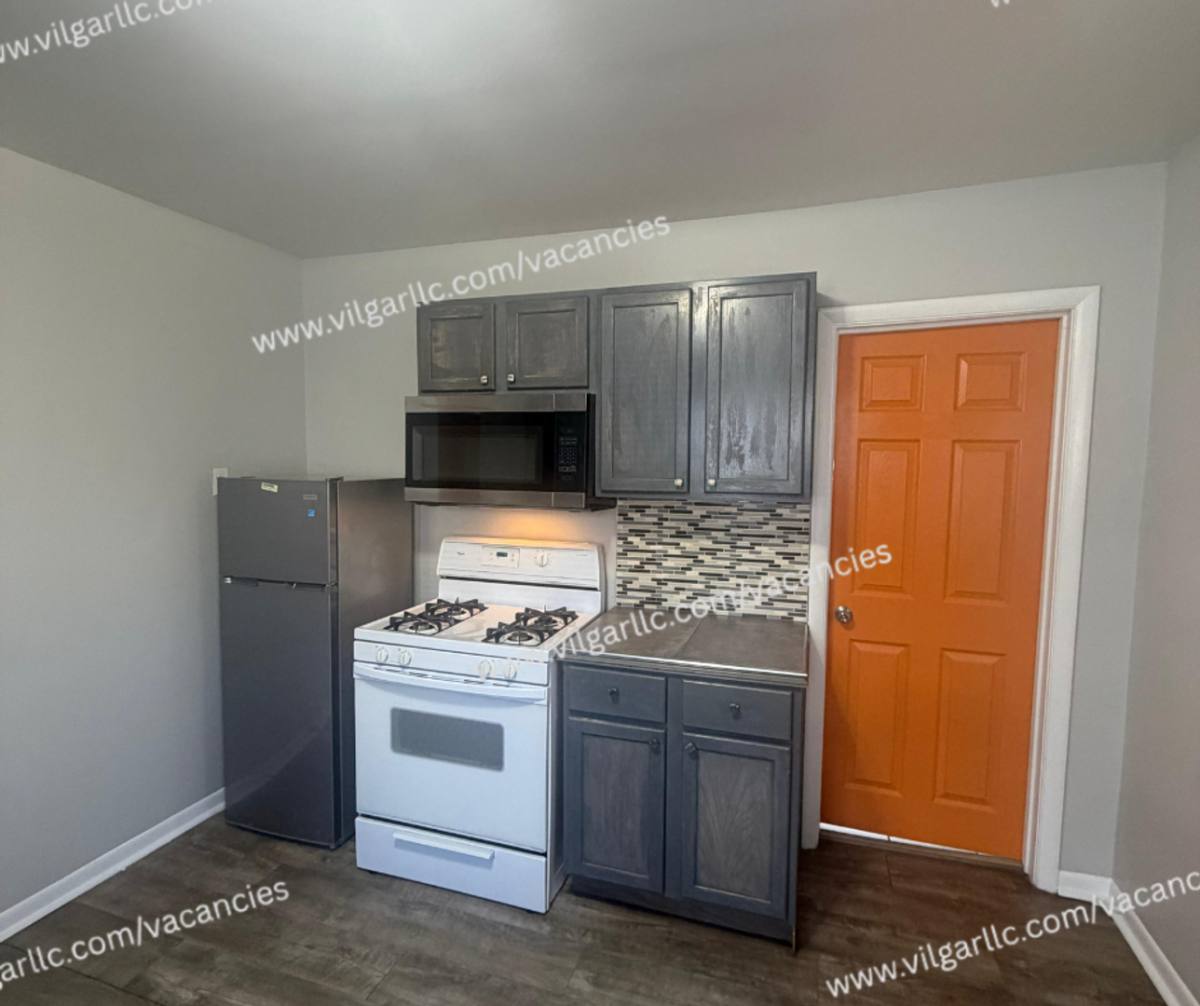 Apartment for rent at 4232 4236 Grover, Hammond, IN 46320