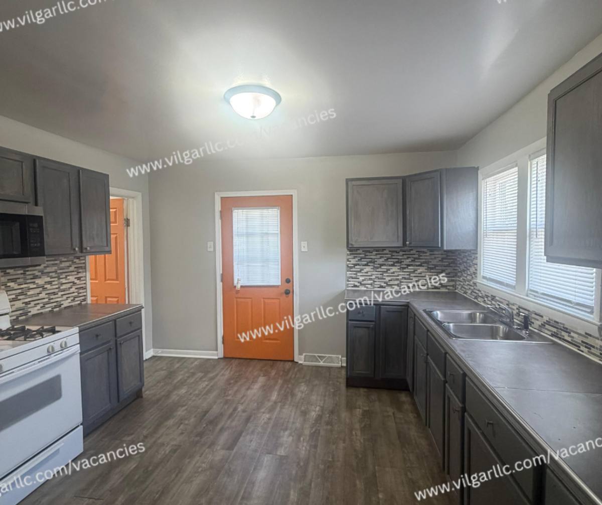 Apartment for rent at 4232 4236 Grover, Hammond, IN 46320