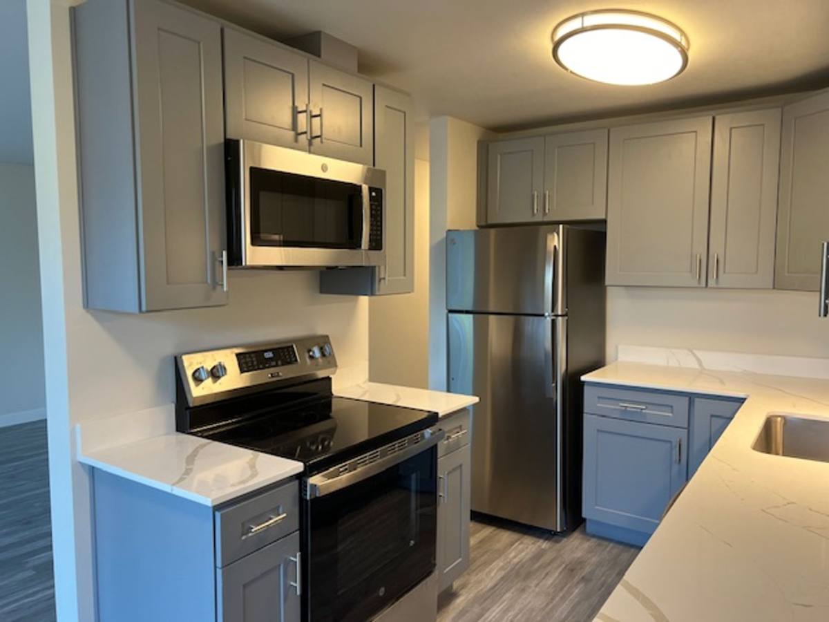 Apartment for rent at 5600 California Ave SW, Seattle, WA 98136