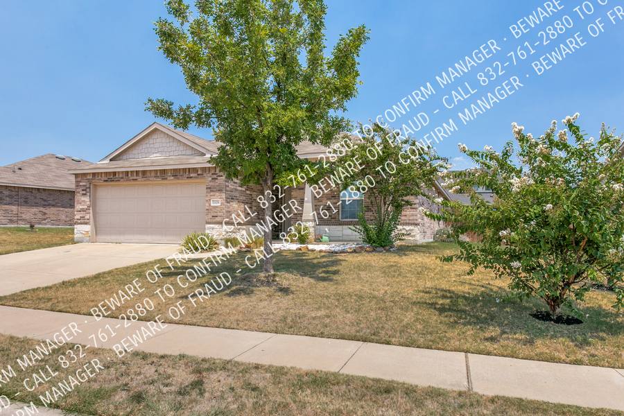 House for rent at 1128 Foxglove Lane, Burleson, TX 76028