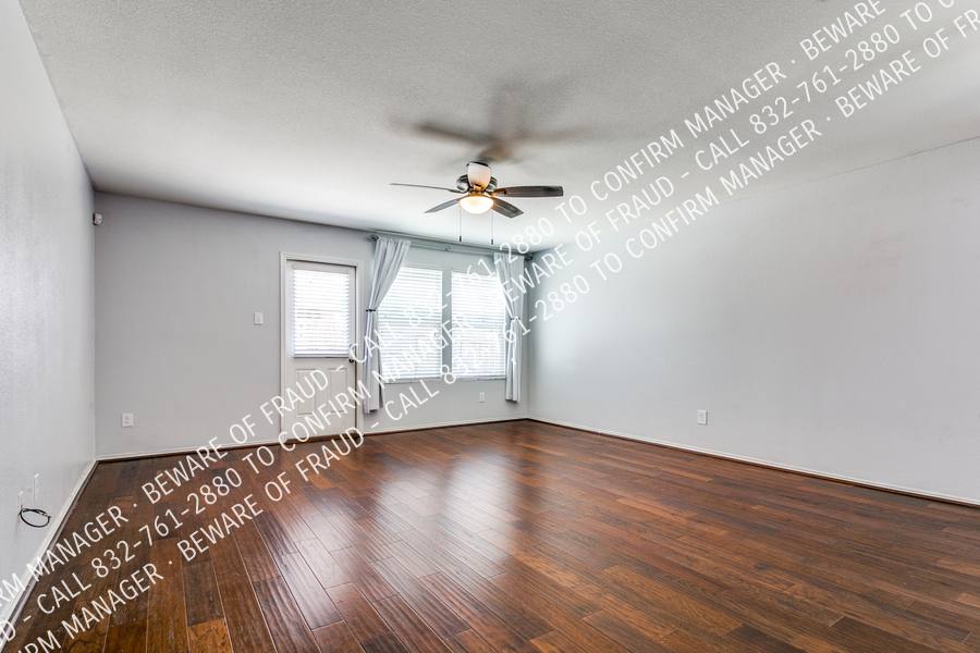 House for rent at 1128 Foxglove Lane, Burleson, TX 76028