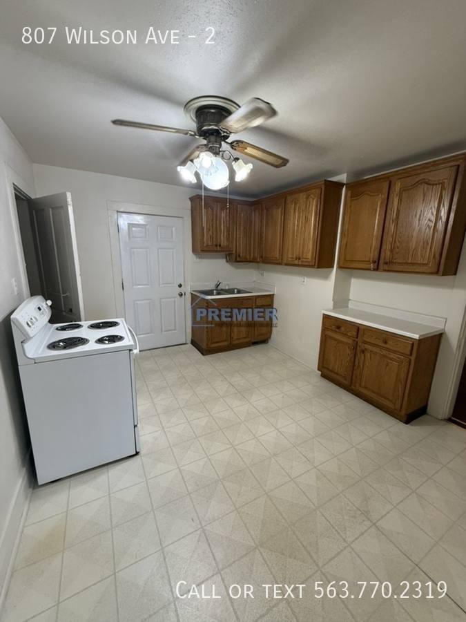 Apartment for rent at 807 Wilson Ave #2, Dubuque, IA 52001