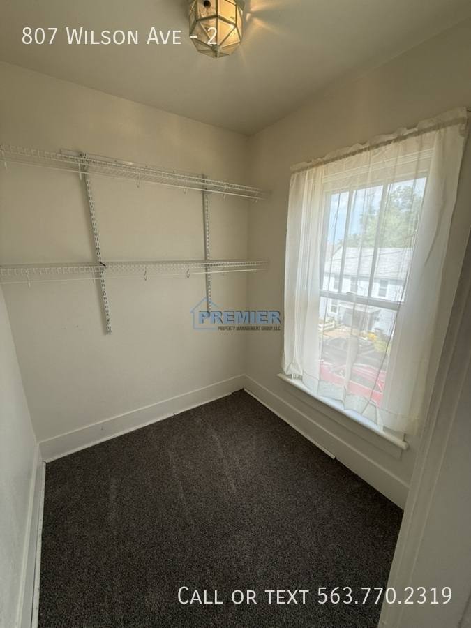 Apartment for rent at 807 Wilson Ave #2, Dubuque, IA 52001