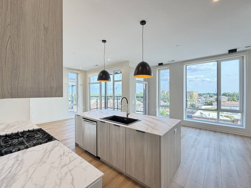 Apartment for rent at 3205 Narragansett #P804, Chicago, IL 60634