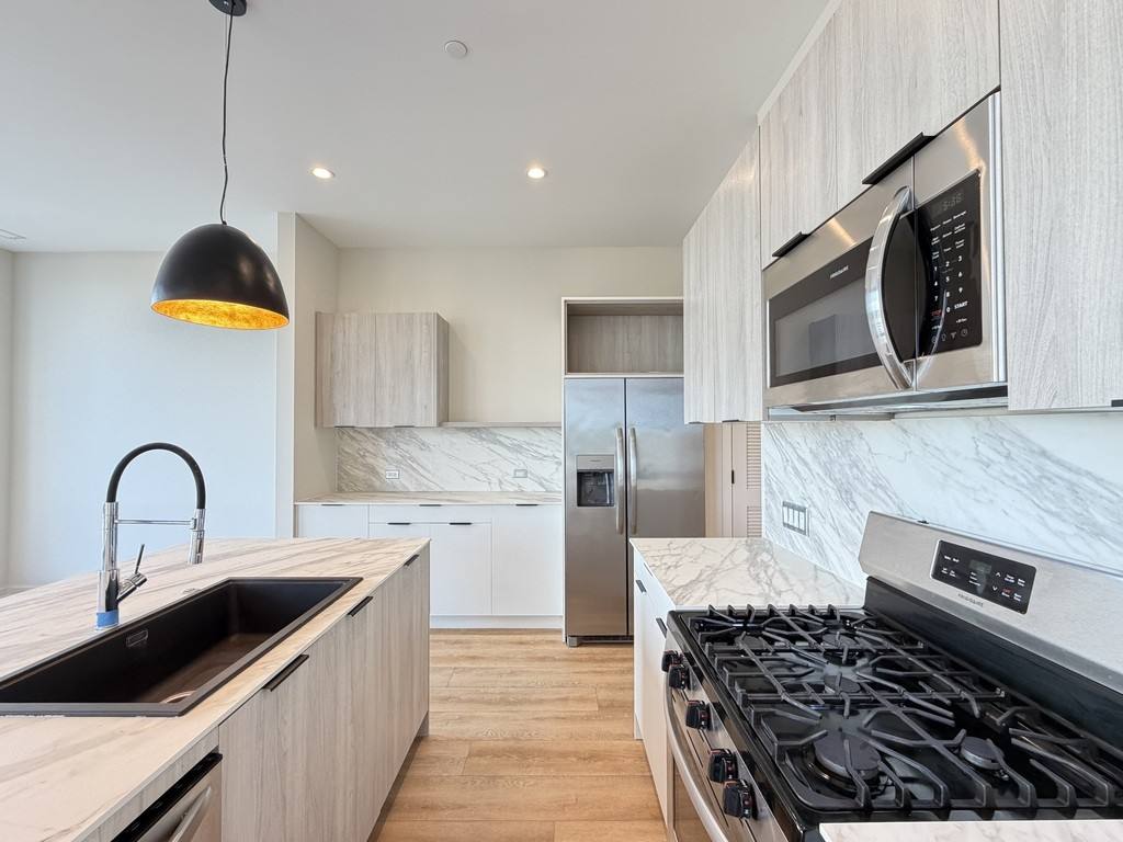 Apartment for rent at 3205 Narragansett #P804, Chicago, IL 60634