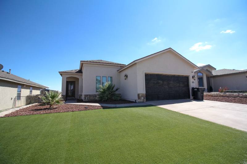 House for rent at 13276 Emerald Isle, El Paso, TX 79928