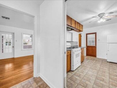 House for rent at 602 C St, Floresville, TX 78114