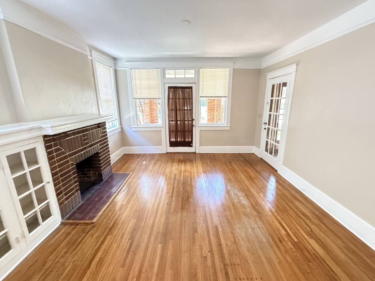 Apartment for rent at 7 S Monterey St #2, Mobile, AL 36604