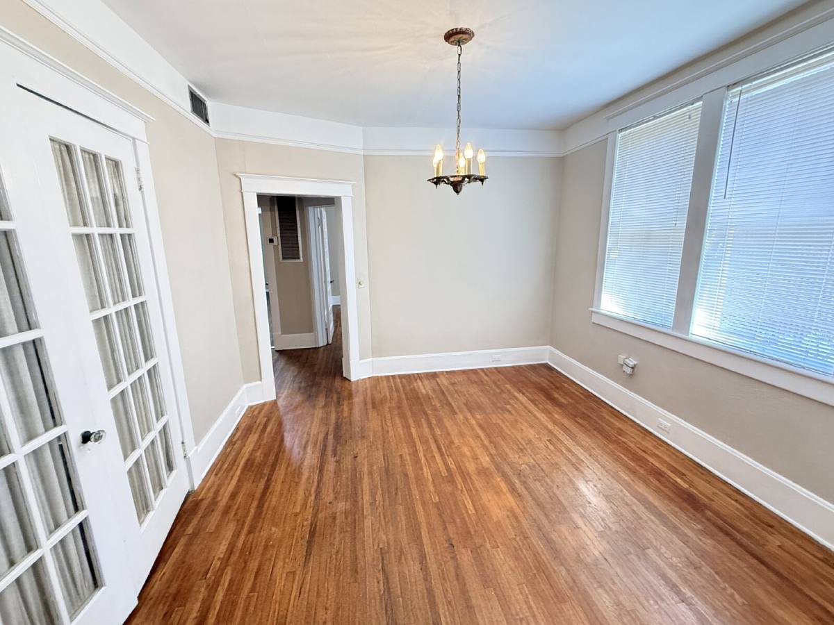 Apartment for rent at 7 S Monterey St #2, Mobile, AL 36604