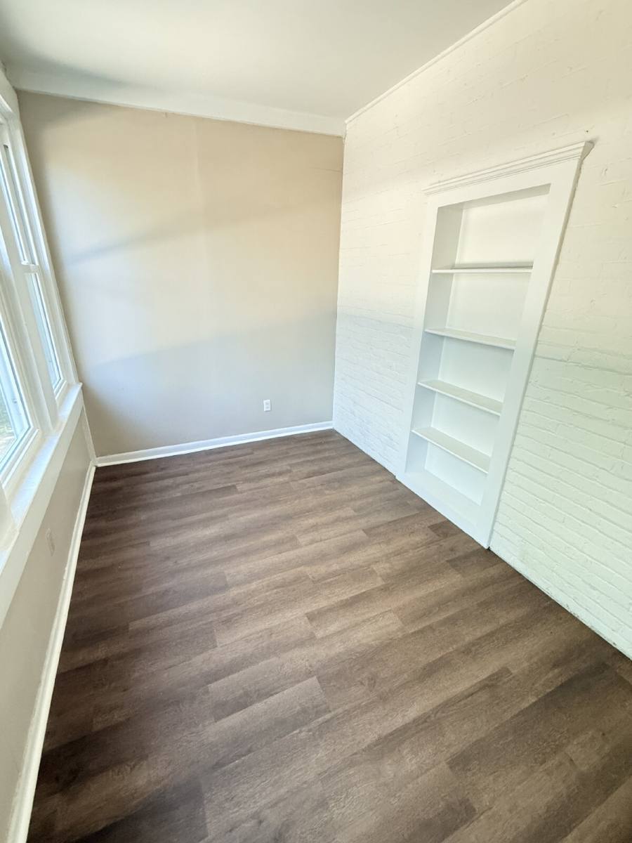 Apartment for rent at 7 S Monterey St #2, Mobile, AL 36604