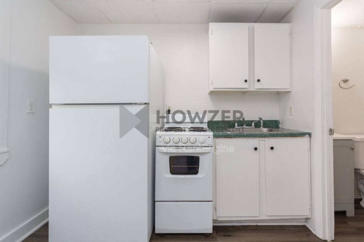 Apartment for rent at 109 Green St #6, Brockton, MA 02301