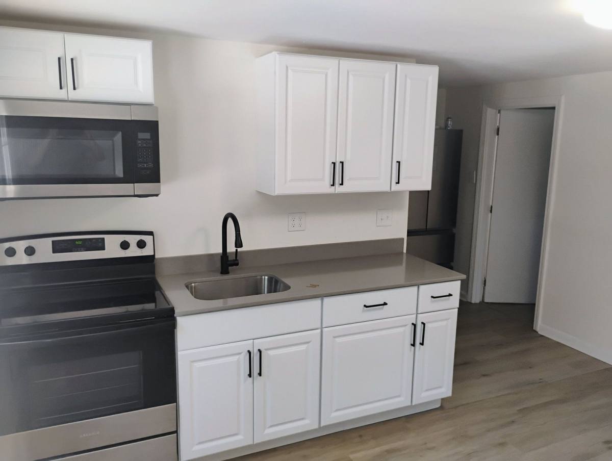 Apartment for rent at 38 Mast Rd #4, Lee, NH 03861