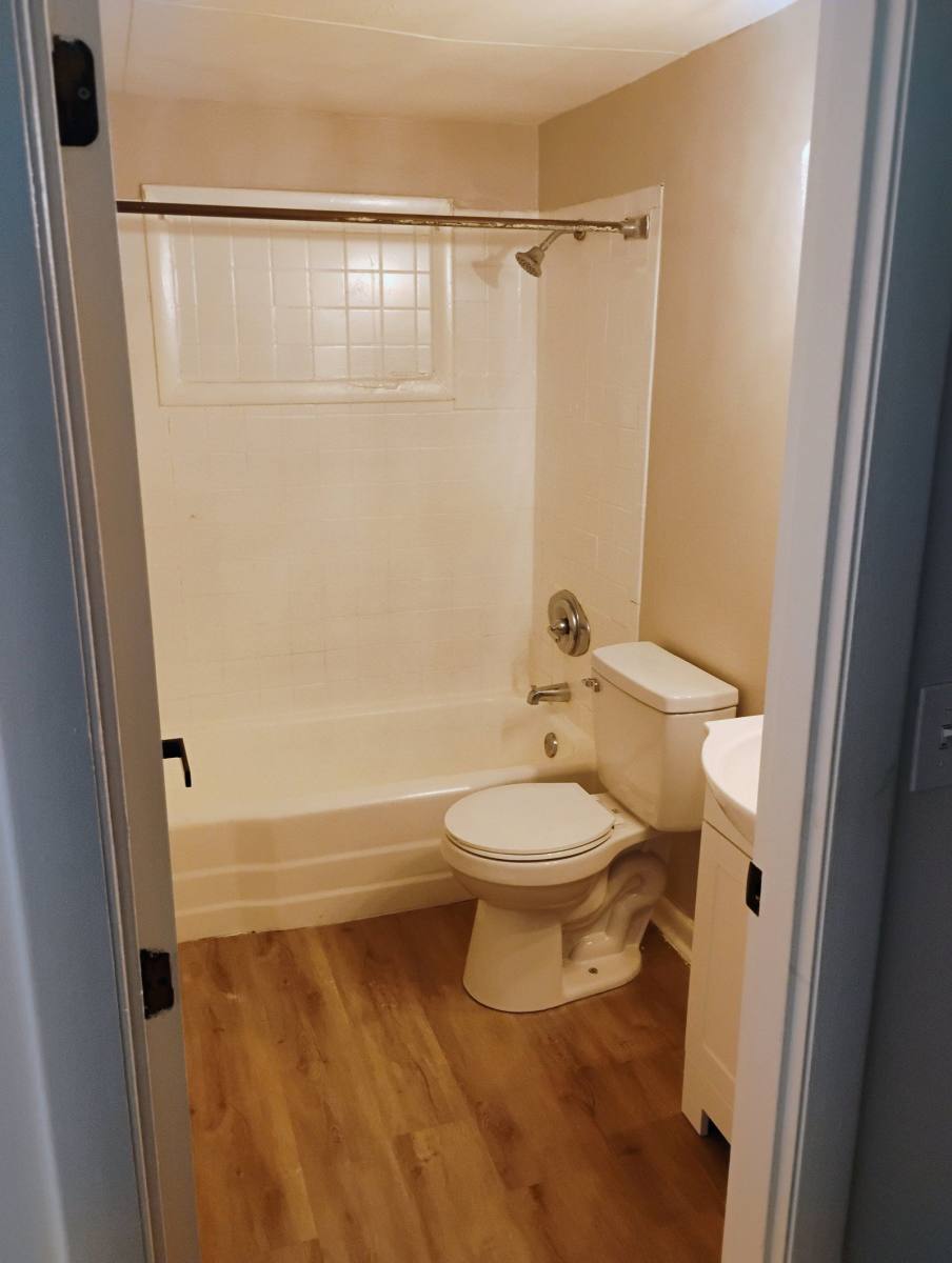 Apartment for rent at 38 Mast Rd #4, Lee, NH 03861
