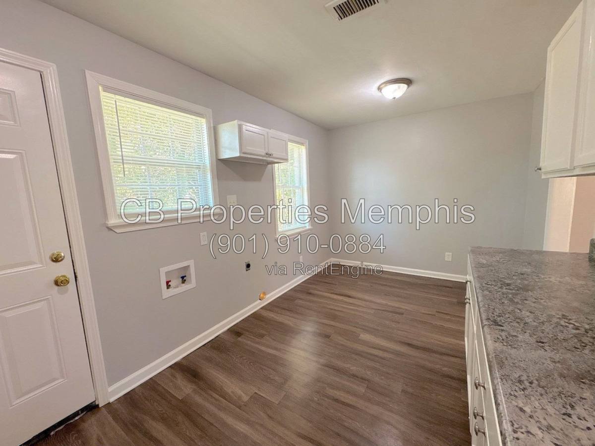 House for rent at 3515 W Horn Lake Rd, Memphis, TN 38109