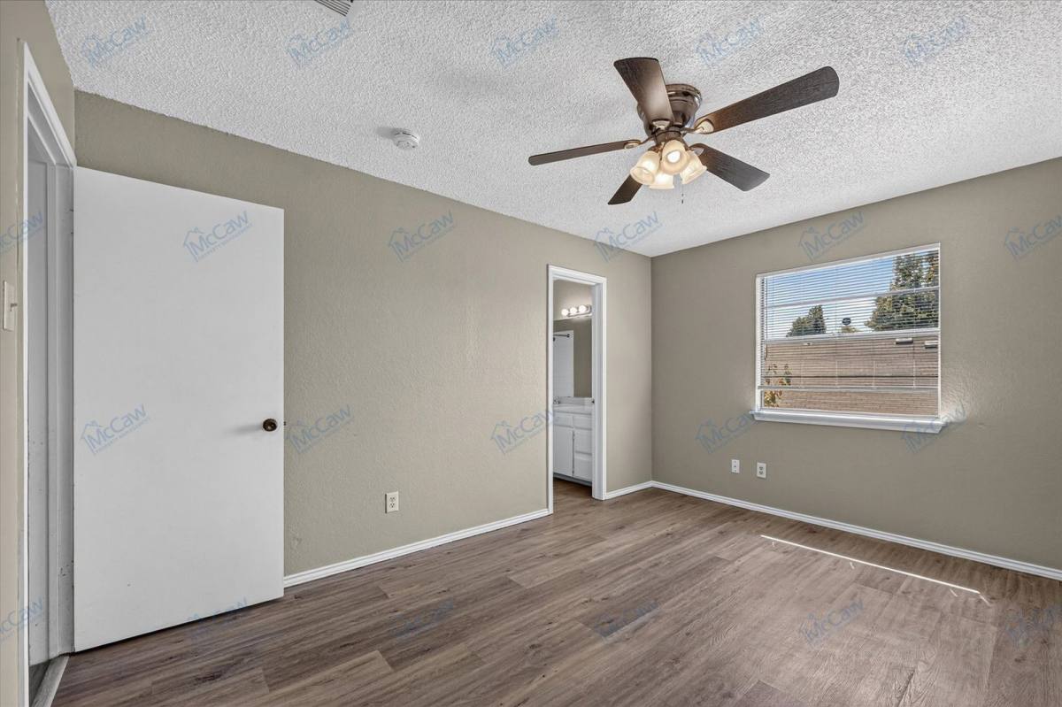 Apartment for rent at 2511 Woodmont Trail, Fort Worth, TX 76133