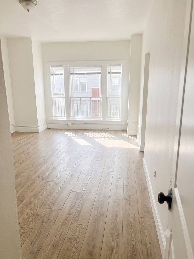 Apartment for rent at 720 S Alvarado St #402, Los Angeles, CA 90057