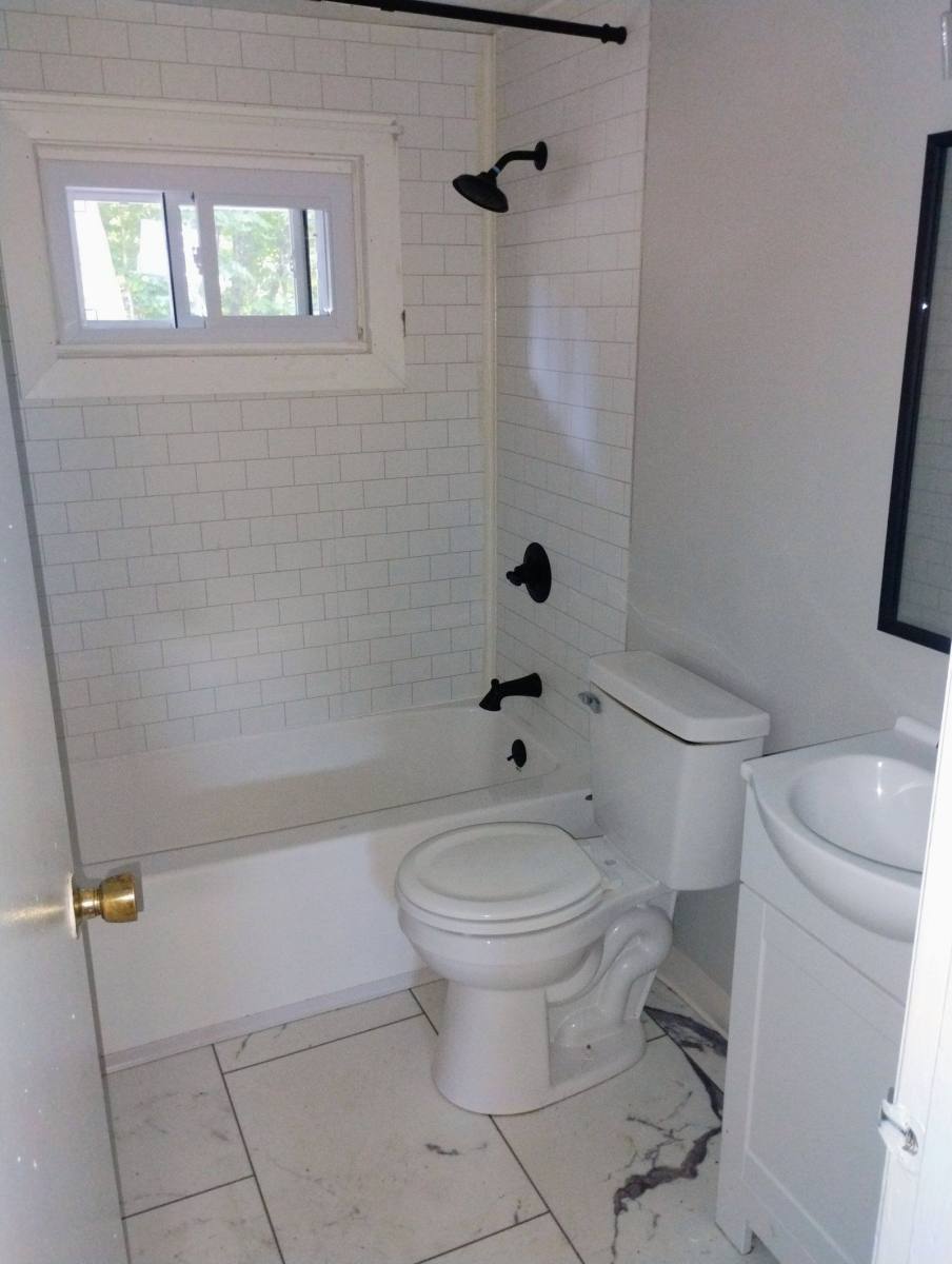Apartment for rent at 52 Mast Rd #6, Lee, NH 03861