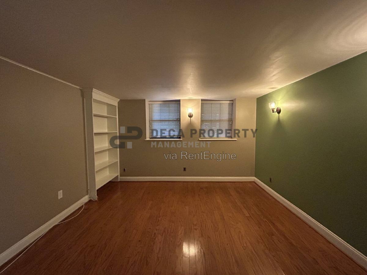 Apartment for rent at 17 N Taylor Ave #5, Saint Louis, MO 63108