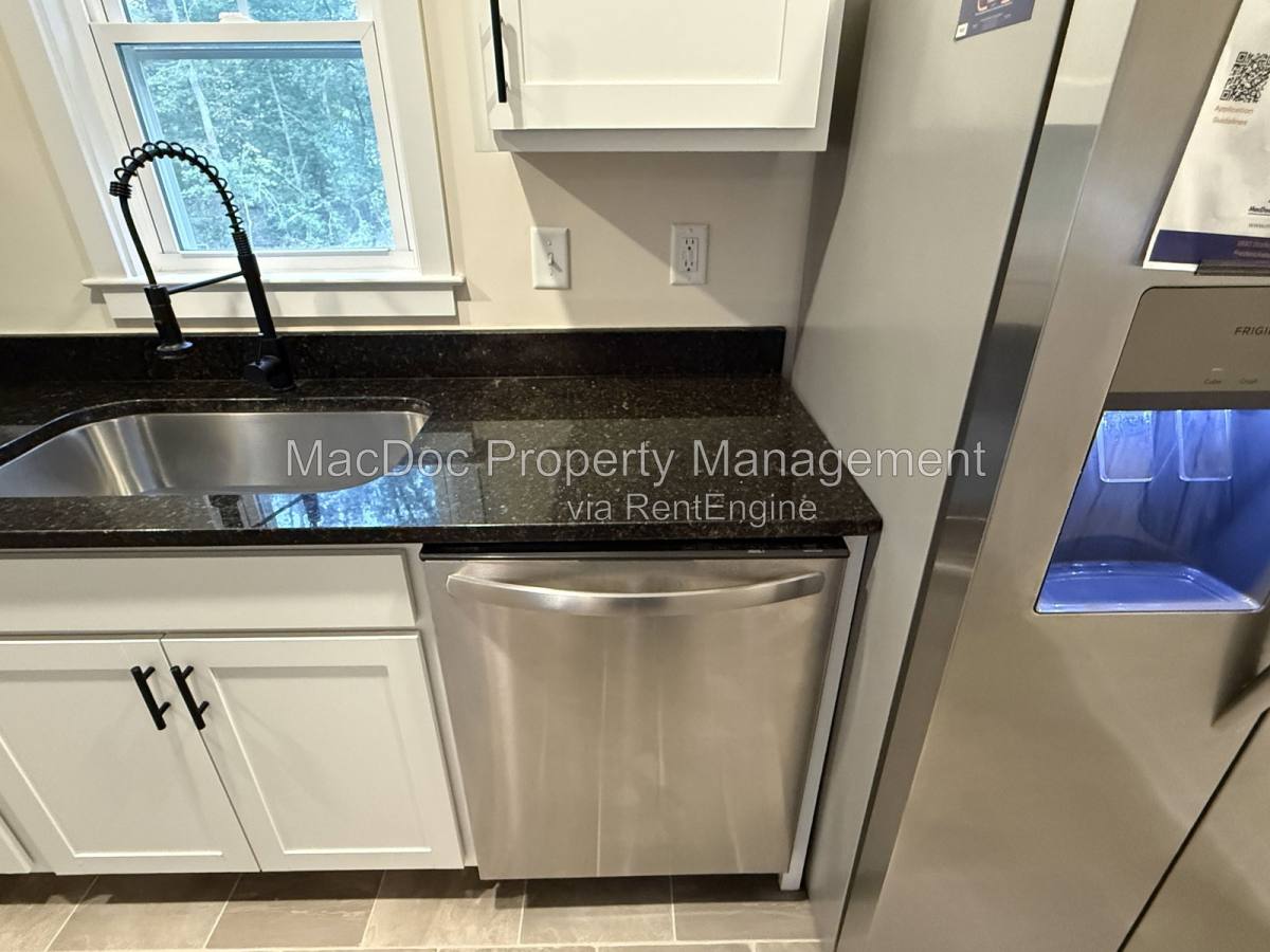 House for rent at 170 Forest Grove Rd, Colonial Beach, VA 22443