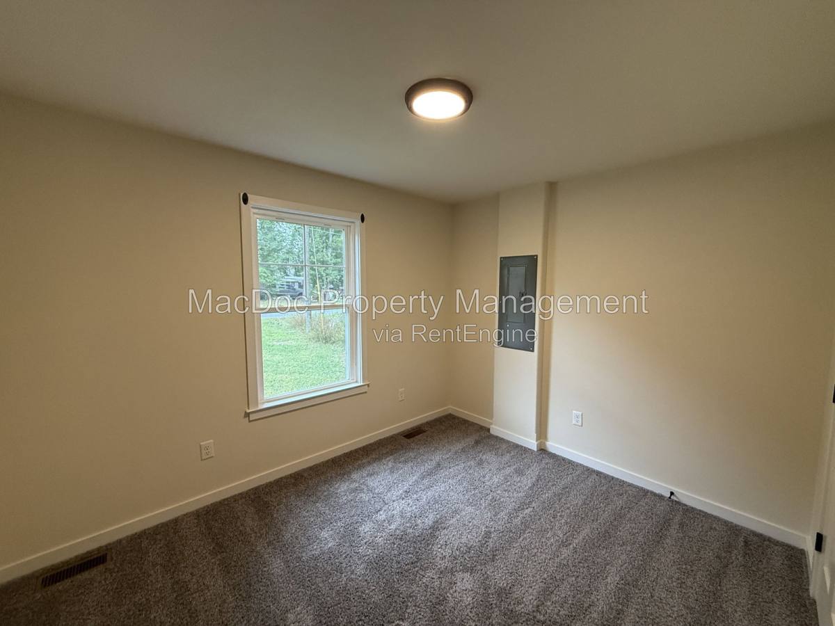 House for rent at 170 Forest Grove Rd, Colonial Beach, VA 22443