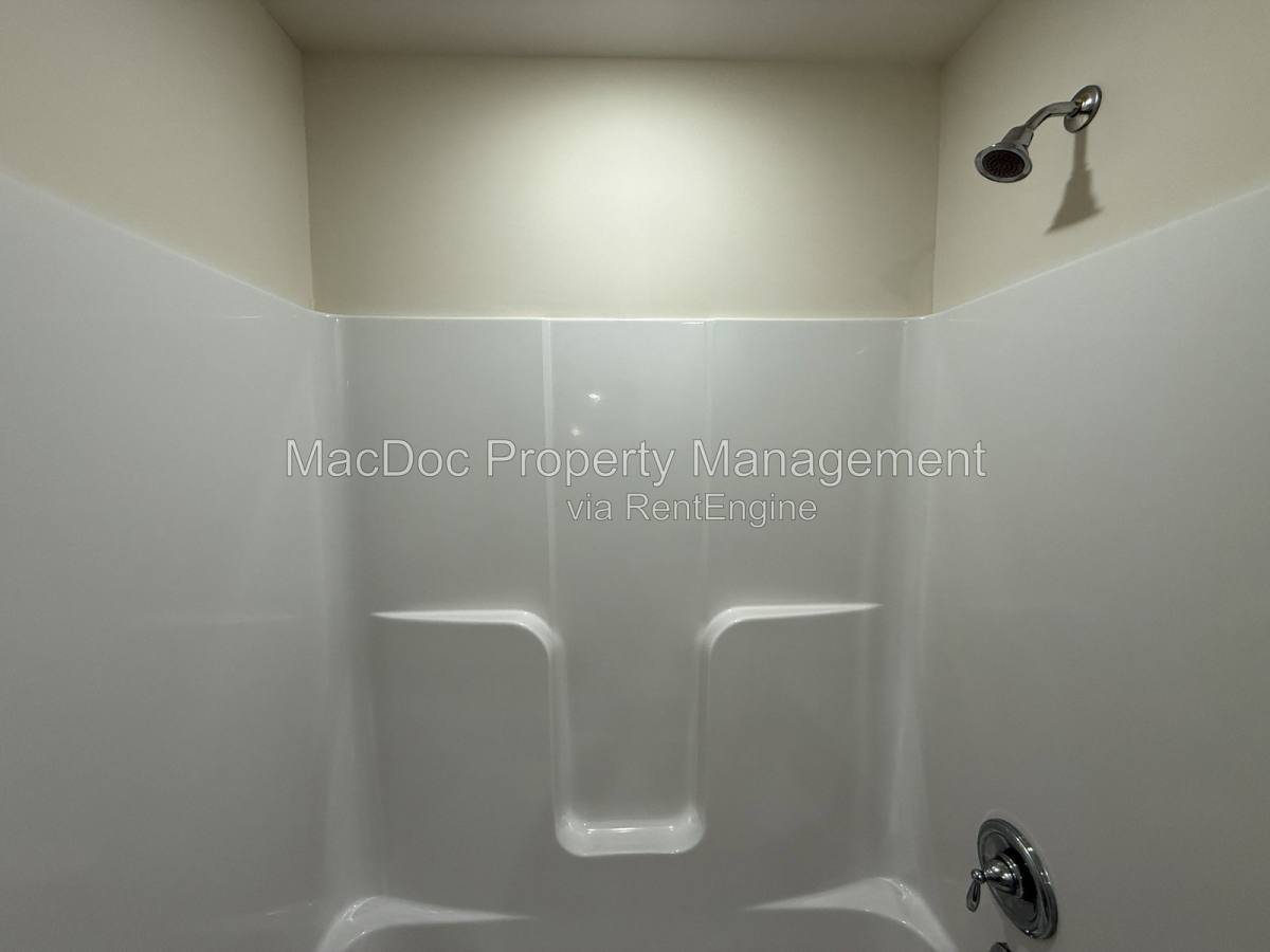 House for rent at 170 Forest Grove Rd, Colonial Beach, VA 22443