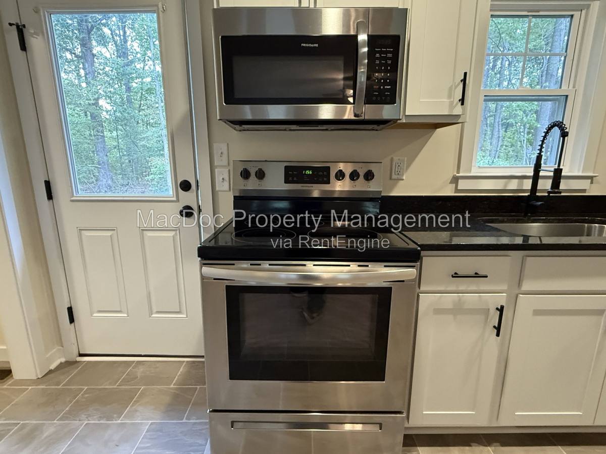 House for rent at 170 Forest Grove Rd, Colonial Beach, VA 22443