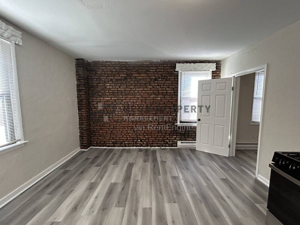 Apartment for rent at 205 Schirmer St #2F, St. Louis, MO 63111