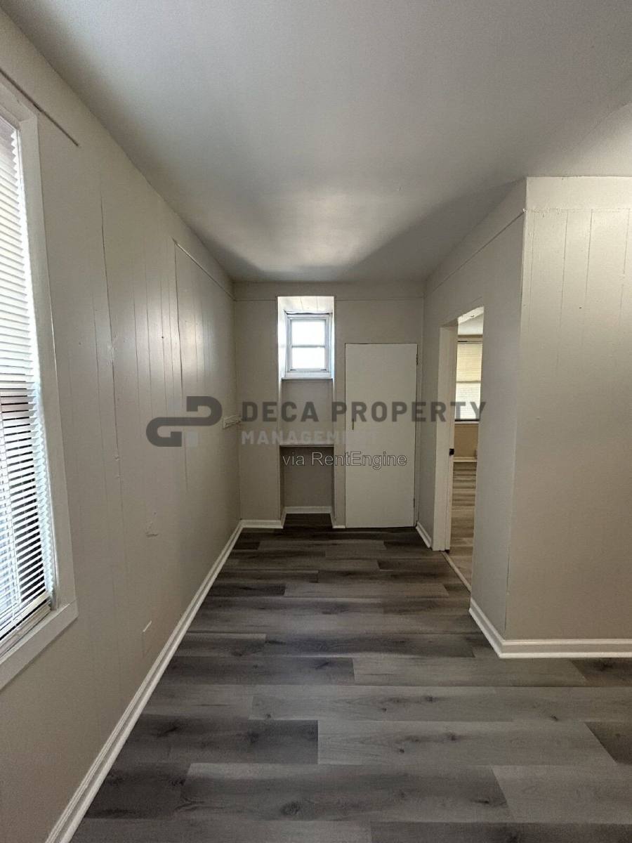Apartment for rent at 205 Schirmer St #2F, St. Louis, MO 63111