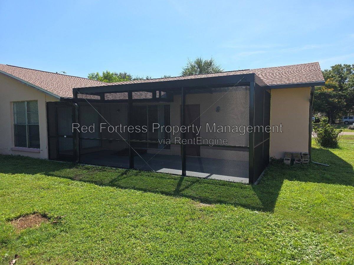 House for rent at 1049 Ridgeway Dr, North Fort Myers, FL 33903