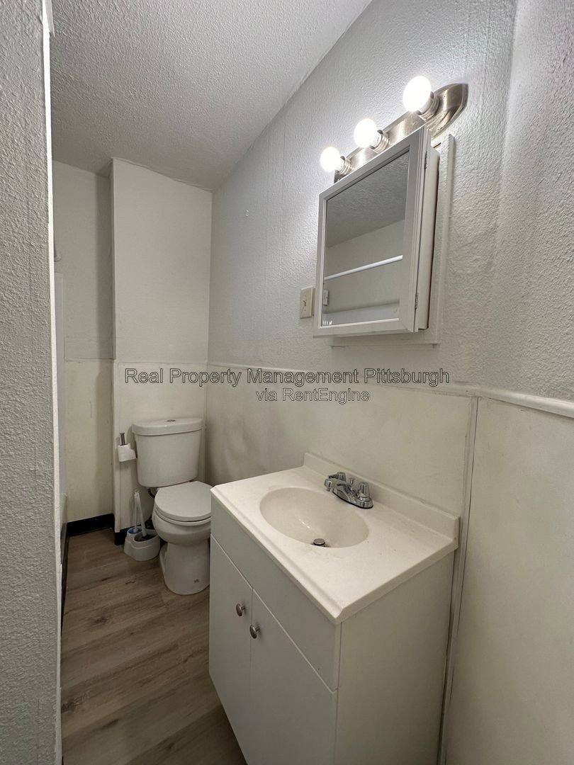 Apartment for rent at 208 Rolfe St, Pittsburgh, PA 15221